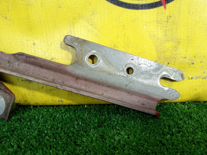 Петля капота, 300 рублей, Красноярск