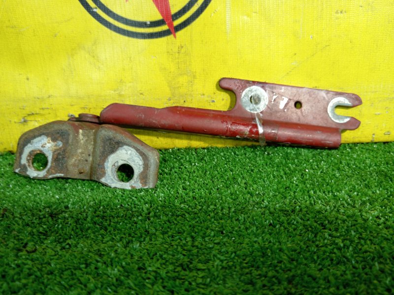 Петля капота, 300 рублей, Красноярск