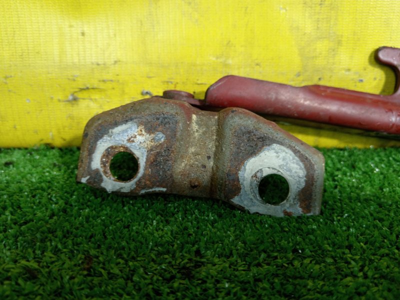 Петля капота, 300 рублей, Красноярск