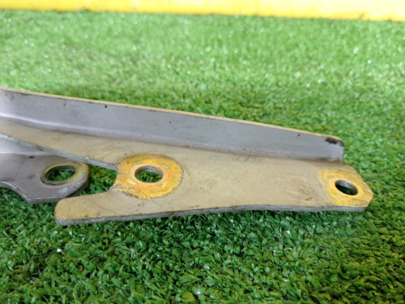 Петля капота, 300 рублей, Красноярск