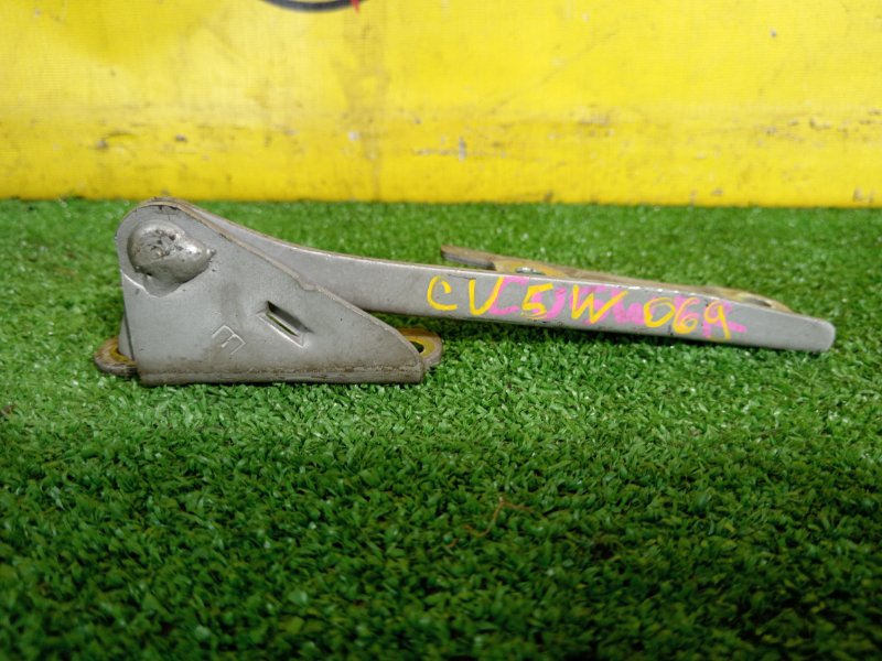 Петля капота, 300 рублей, Красноярск