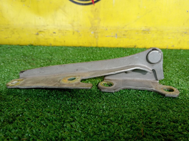 Петля капота, 300 рублей, Красноярск