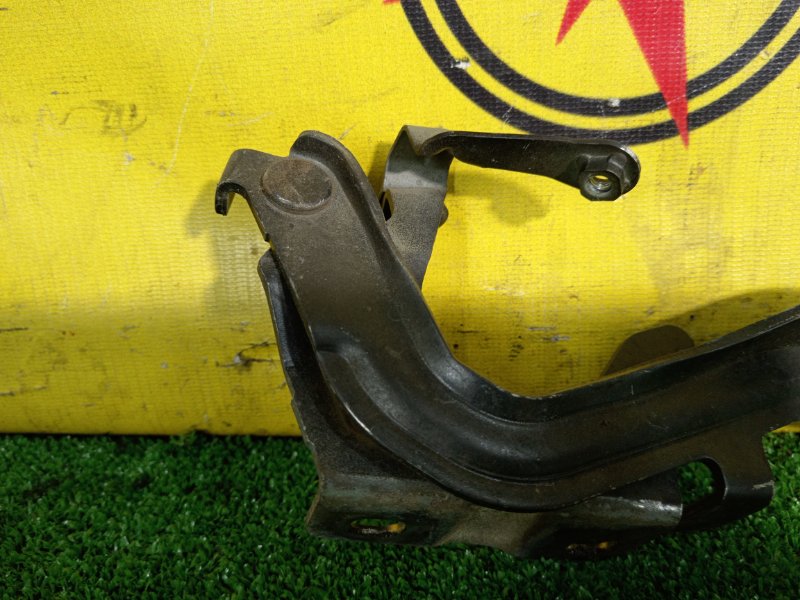 Петля капота, 4000 рублей, Красноярск