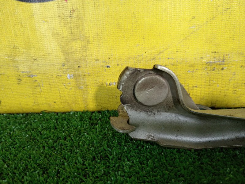 Петля капота, 300 рублей, Красноярск