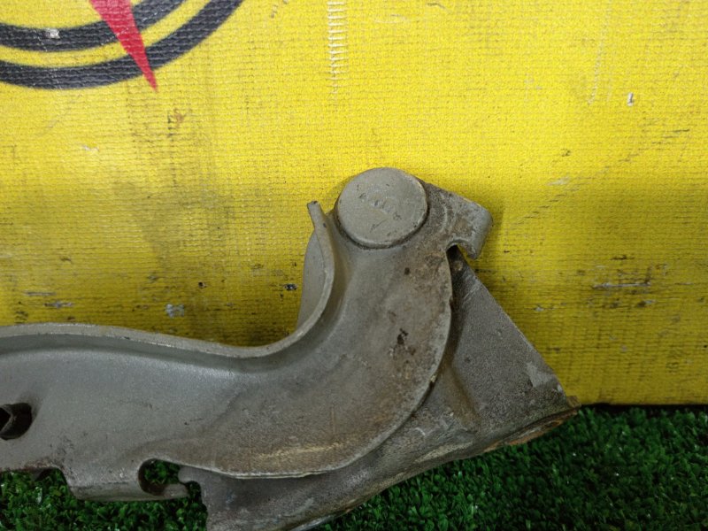 Петля капота, 300 рублей, Красноярск