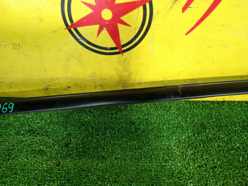 Молдинг лобового стекла, 1000 рублей, Красноярск