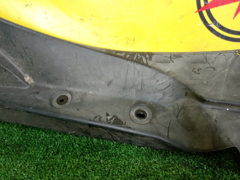 Подкрылок, 800 рублей, Красноярск