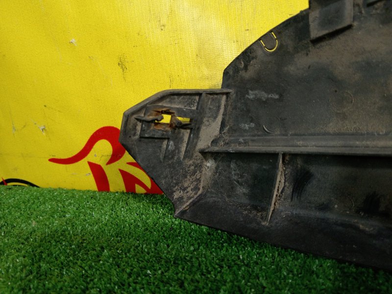 Подкрылок, 800 рублей, Красноярск