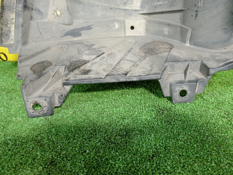 Подкрылок, 4500 рублей, Красноярск