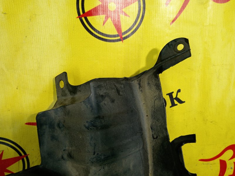 Подкрылок, 400 рублей, Красноярск