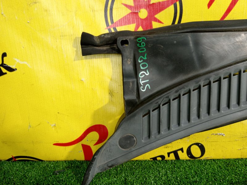 Решетка под лобовое стекло, 800 рублей, Красноярск