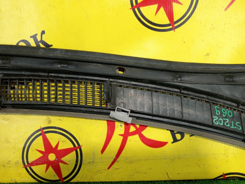 Решетка под лобовое стекло, 800 рублей, Красноярск