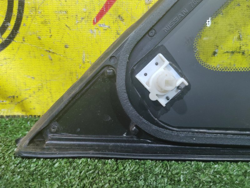 стекло боковое, 1000 рублей, Красноярск