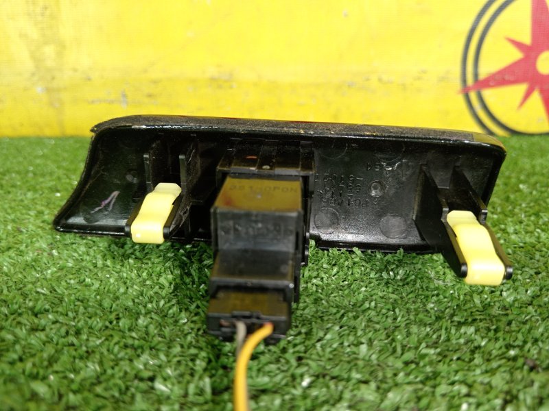 пластиковые детали салона, 3000 рублей, Красноярск