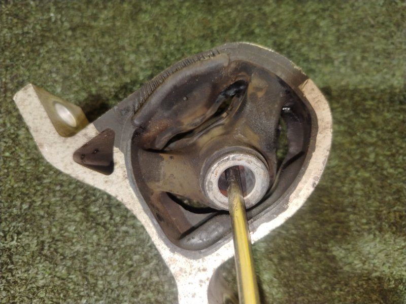 Подушка двигателя, 700 рублей, Красноярск