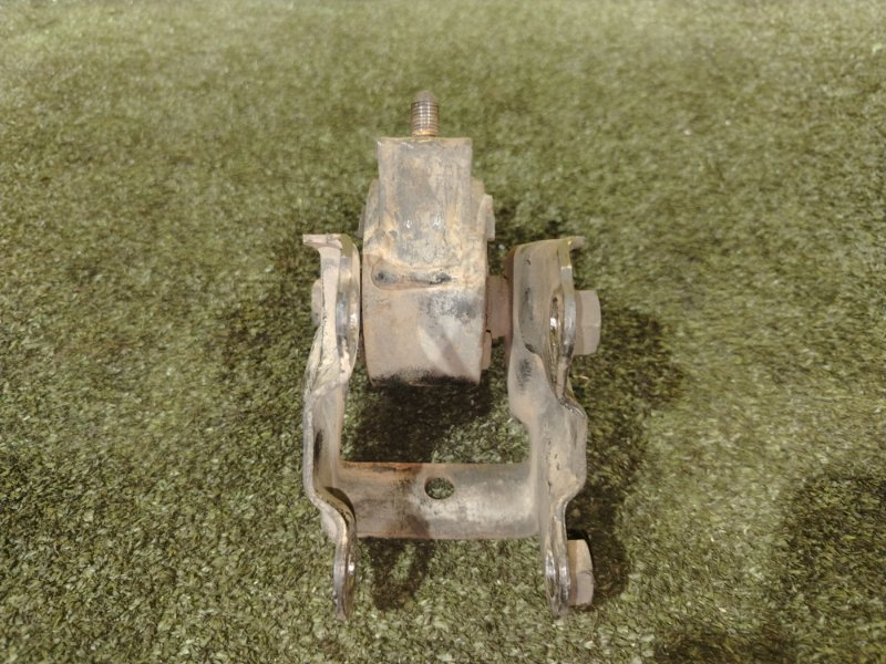 Подушка двигателя, 700 рублей, Красноярск