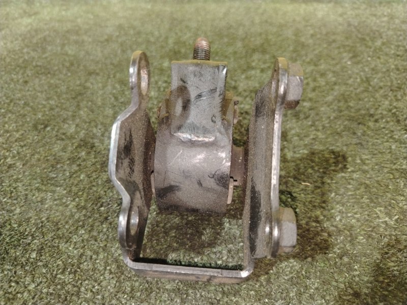 Подушка двигателя, 700 рублей, Красноярск