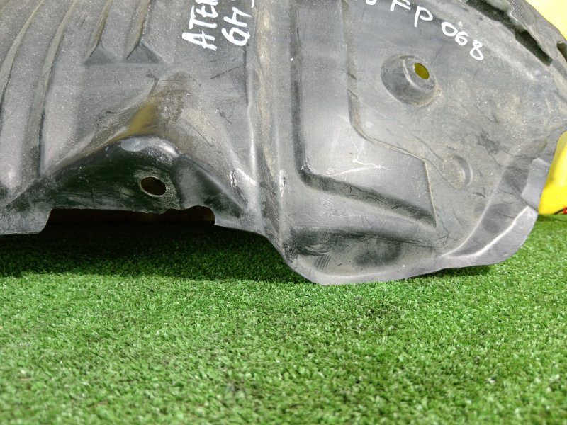 Подкрылок, 1000 рублей, Красноярск