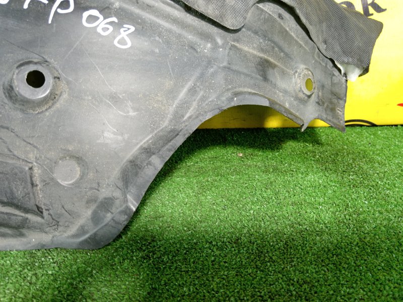 Подкрылок, 1000 рублей, Красноярск