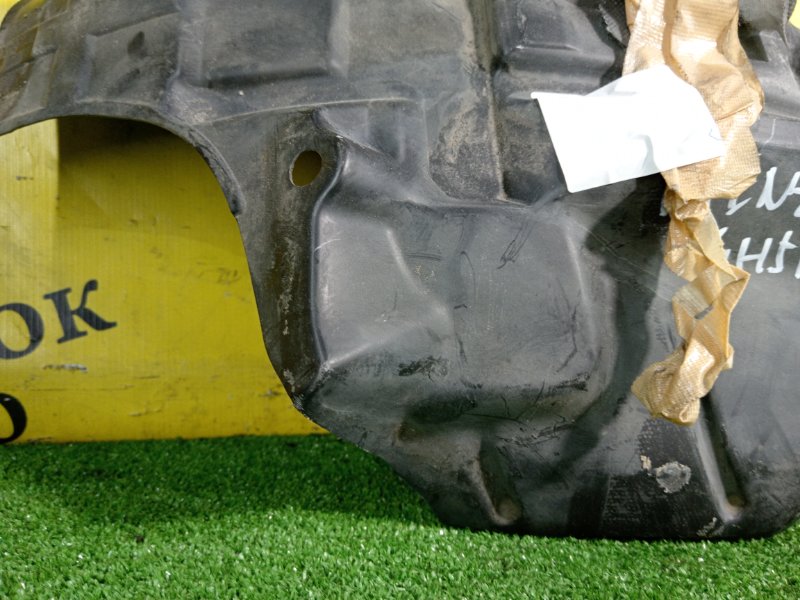 Подкрылок, 1000 рублей, Красноярск