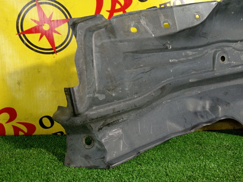 Подкрылок, 1000 рублей, Красноярск