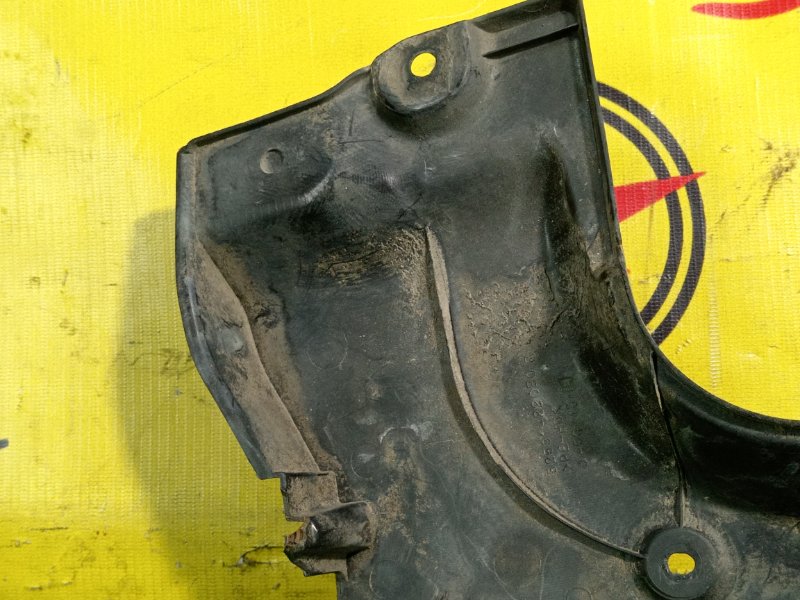 Подкрылок, 400 рублей, Красноярск