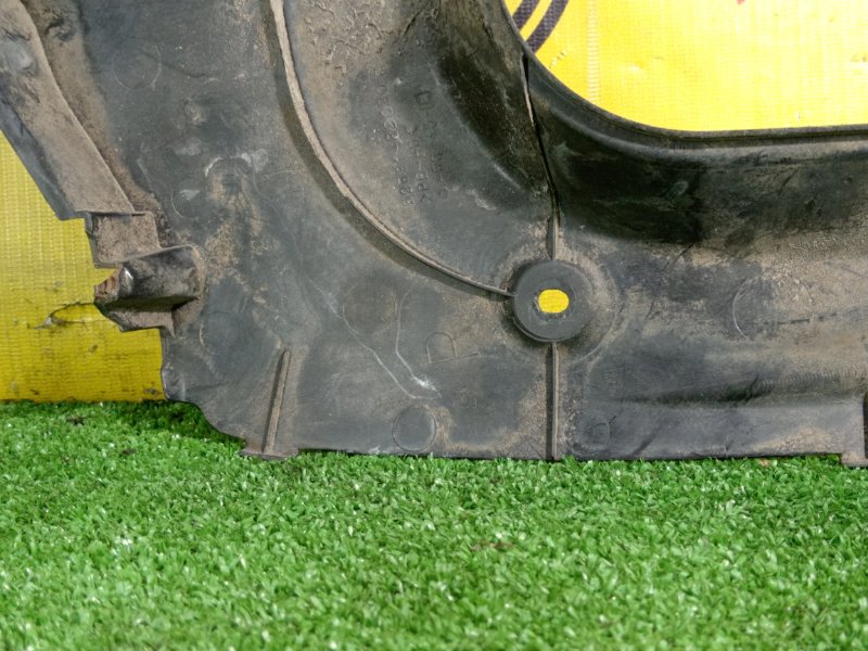 Подкрылок, 400 рублей, Красноярск