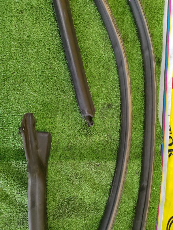 уплотнитель, 4000 рублей, Красноярск