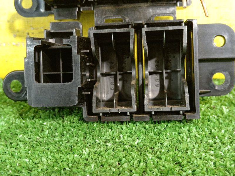 Блок управления зеркалами, 300 рублей, Красноярск