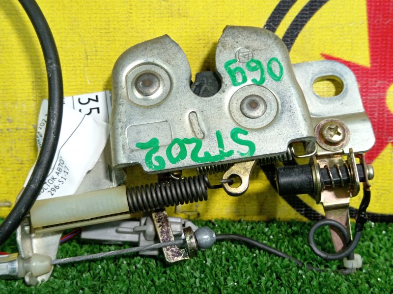 Замок багажника, 3000 рублей, Красноярск