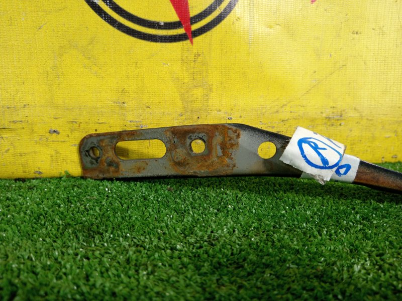 Петля капота, 300 рублей, Красноярск