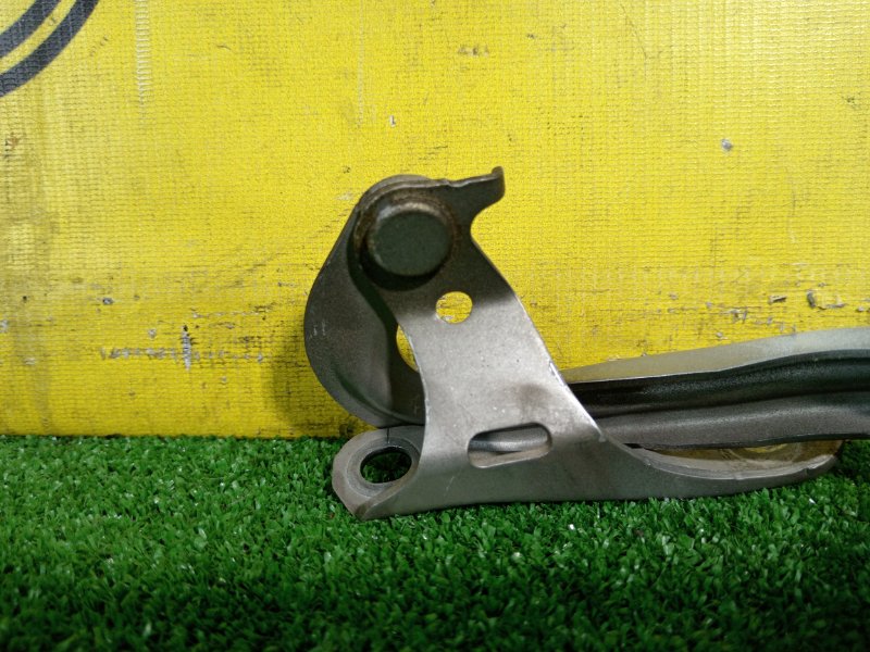 Петля капота, 300 рублей, Красноярск