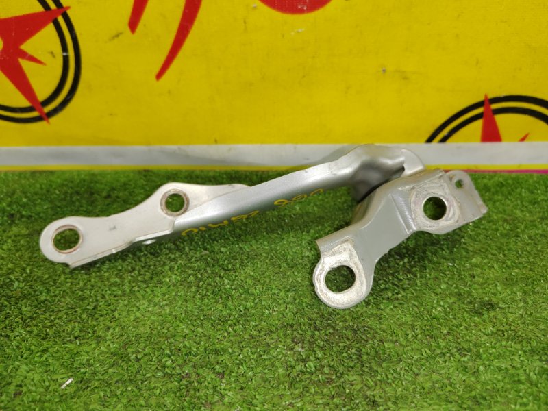 Петля капота, 300 рублей, Красноярск