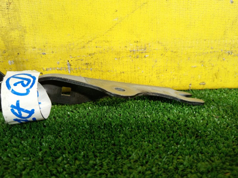 Петля капота, 200 рублей, Красноярск