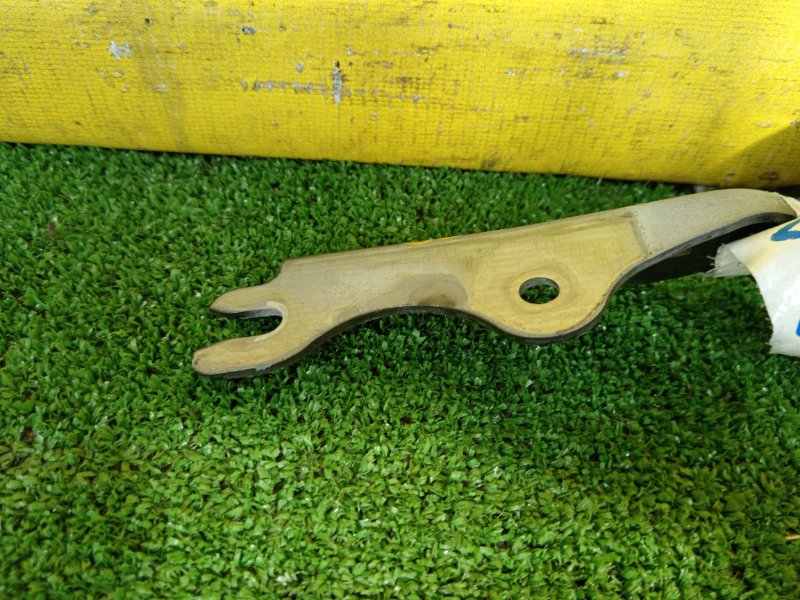 Петля капота, 200 рублей, Красноярск