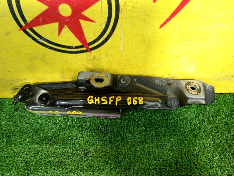 петля (шарнир крышки багажника), 1500 рублей, Красноярск