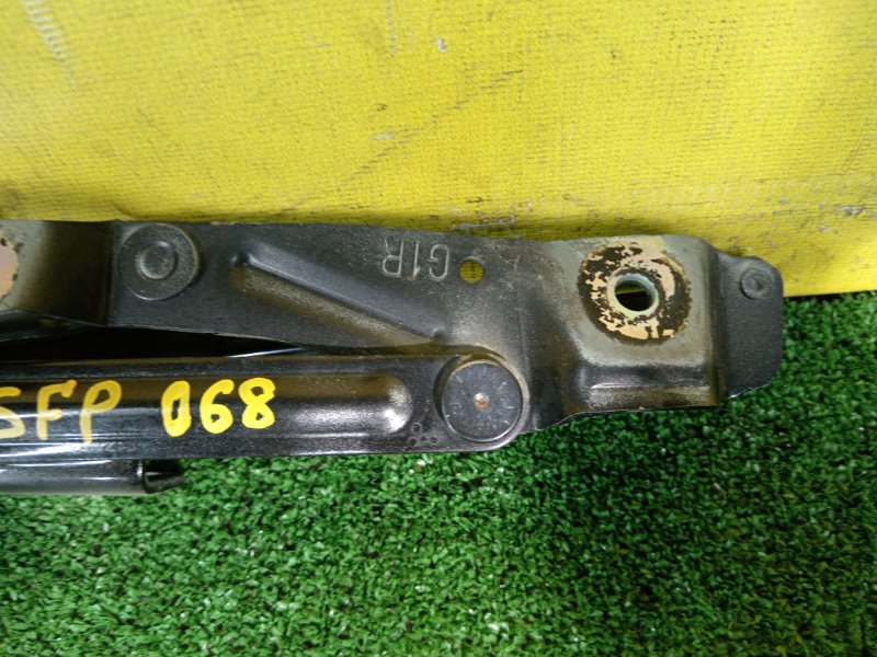 петля (шарнир крышки багажника), 1500 рублей, Красноярск