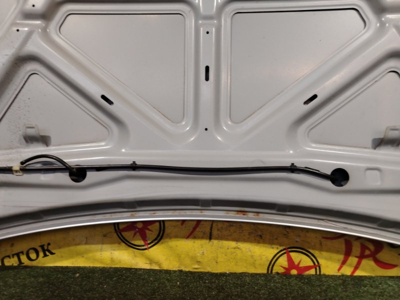 Капот, 12500 рублей, Красноярск