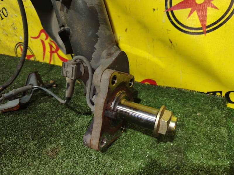 балка поперечная, 2000 рублей, Красноярск