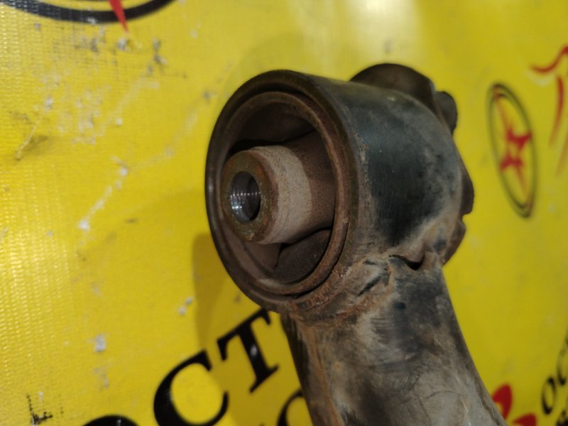 балка поперечная, 2000 рублей, Красноярск