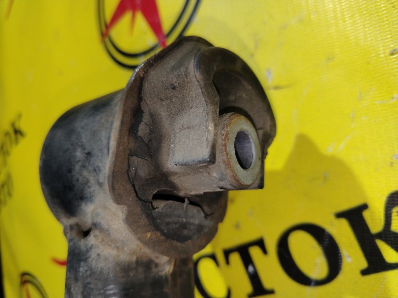 балка поперечная, 2000 рублей, Красноярск