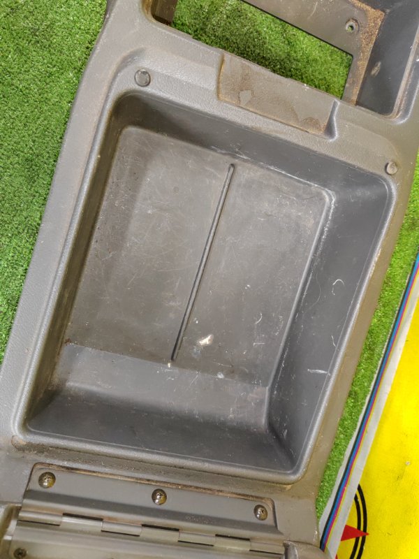 Подлокотник, 2000 рублей, Красноярск