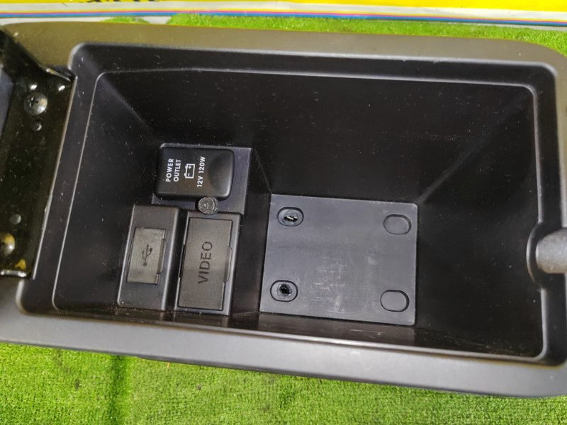 Подлокотник, 2000 рублей, Красноярск