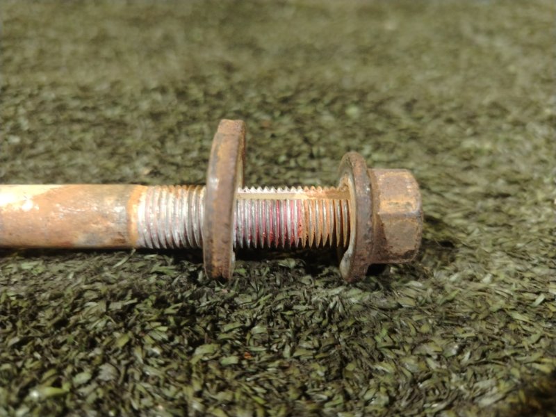 Болт развальный, 300 рублей, Красноярск