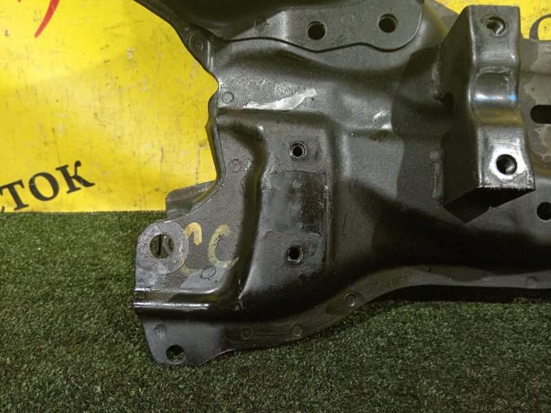 балка поперечная, 1000 рублей, Красноярск