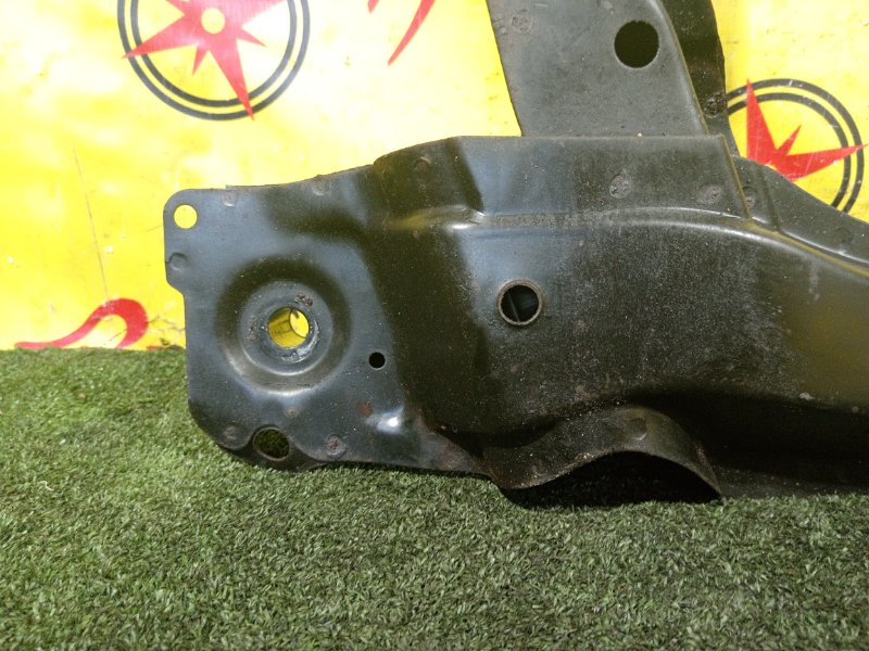 балка поперечная, 2000 рублей, Красноярск