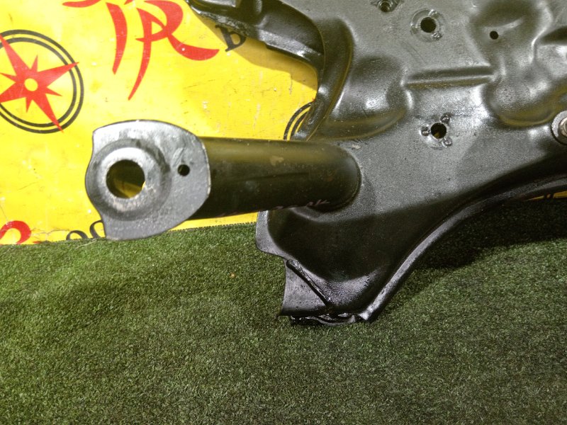 балка поперечная, 2000 рублей, Красноярск