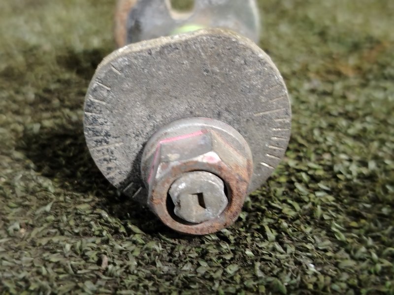 Болт развальный, 300 рублей, Красноярск