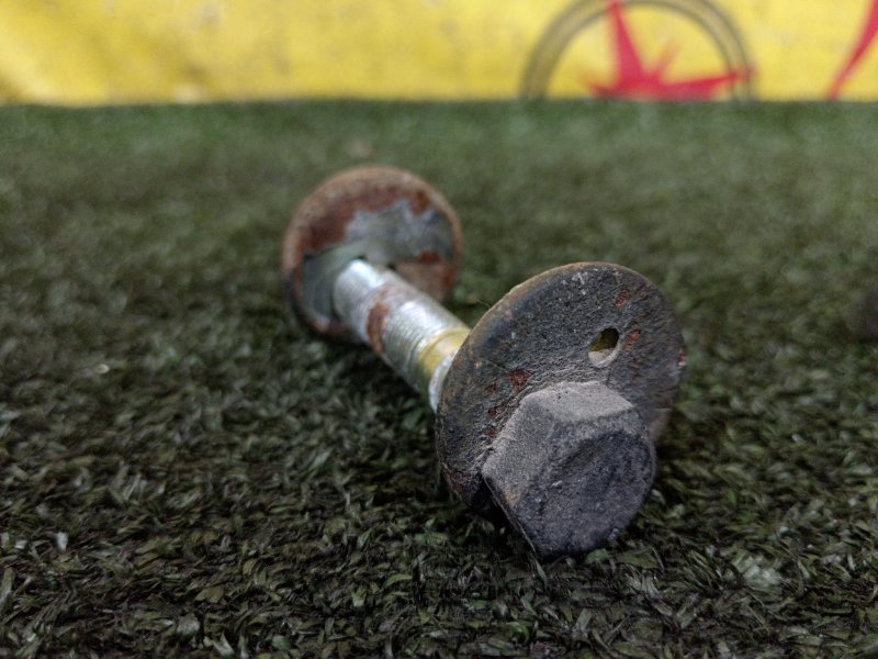 Болт развальный, 300 рублей, Красноярск