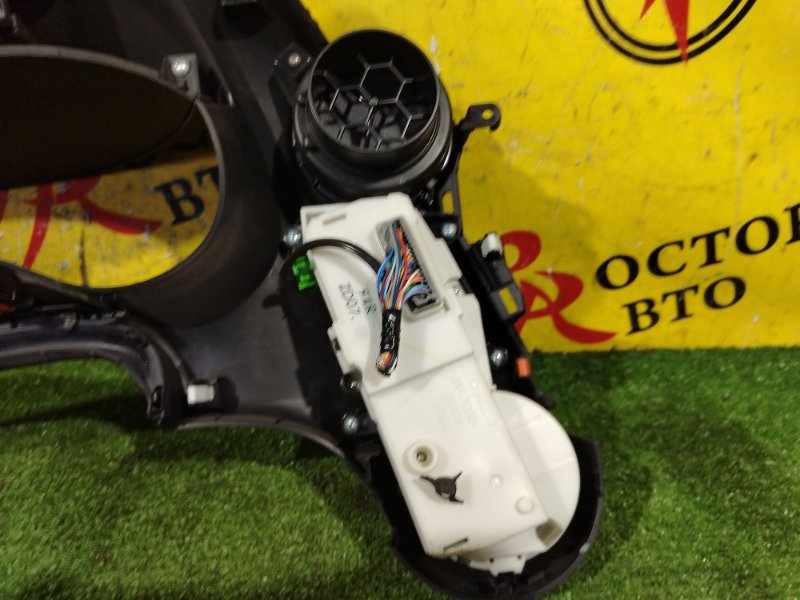 Блок управления климат-контролем, 1000 рублей, Красноярск